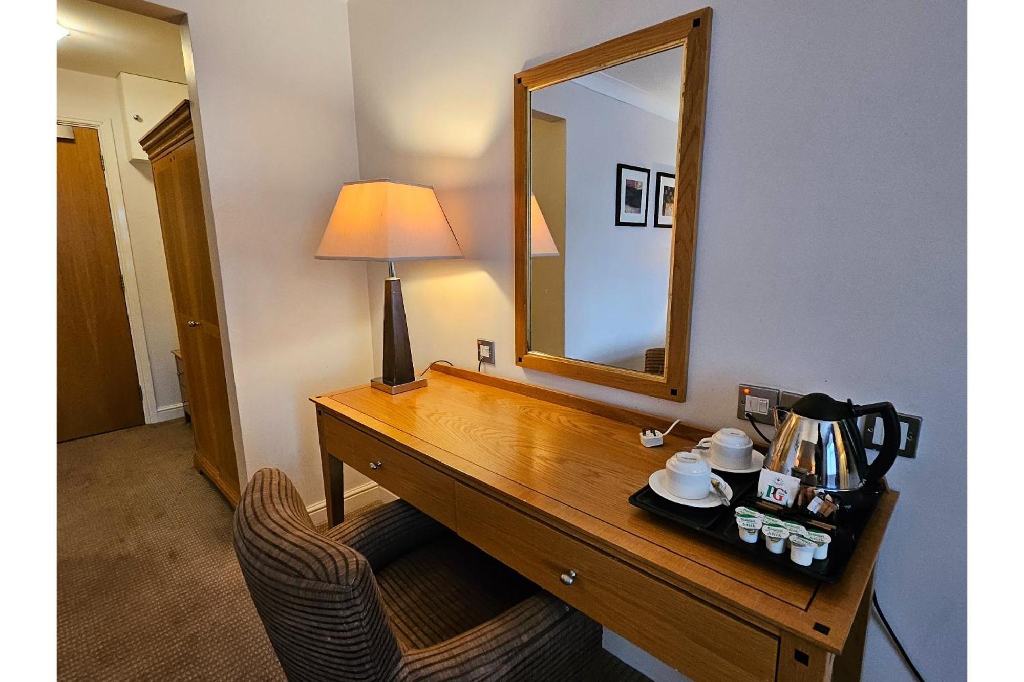Oyo Blaby Westfield Hotel Лестер Экстерьер фото